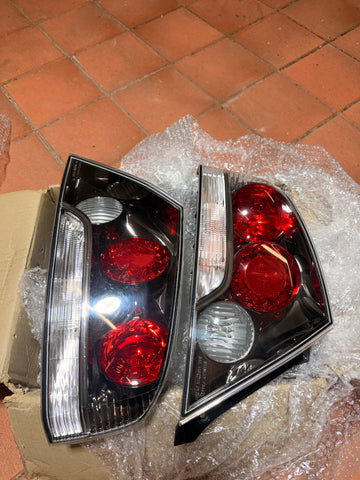 Genuine OEM Mitsubishi Evo 8 USDM Taillights image 4